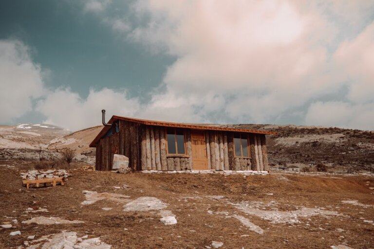 Photo inspiration: Gallery Detail: Remote Getaways Discovering The Most Serene Off The Grid Retreats